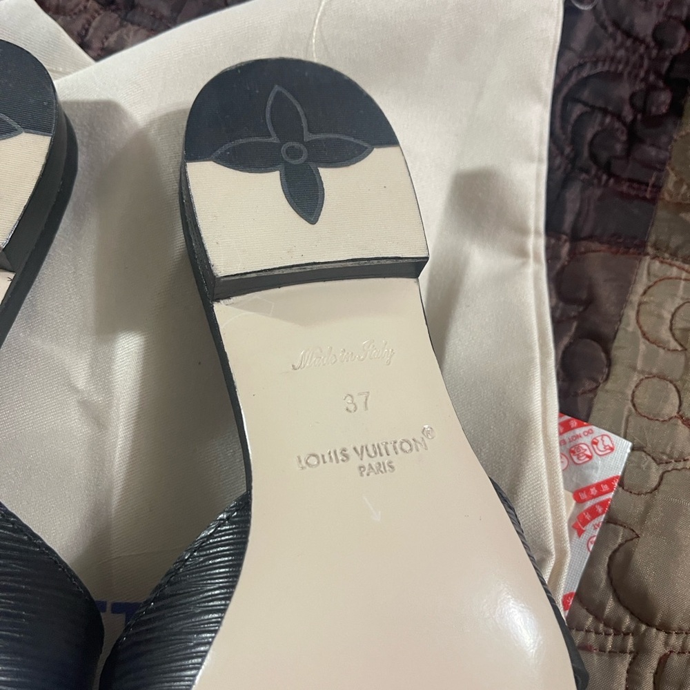 Louis Vuitton Black Logo Slide Sandals - Picture 10 of 13